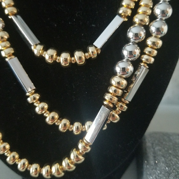 🟣 3 for $15!🟣 Closet Closing Soon! - Picture 4 of 5